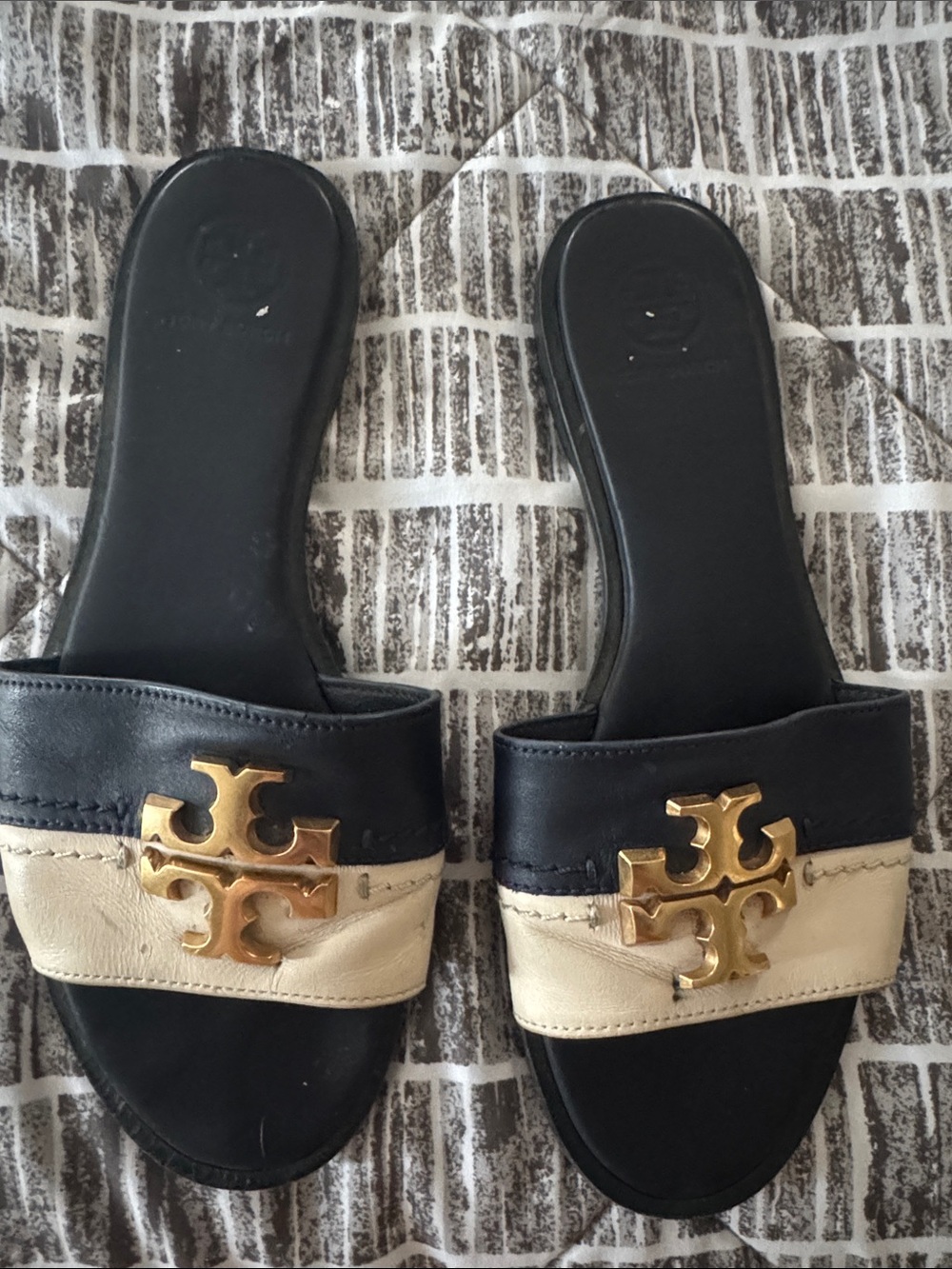 Tory Burch Two-Tone Leather Slide Sandals in Blue and Cream - Picture 3 of 3
